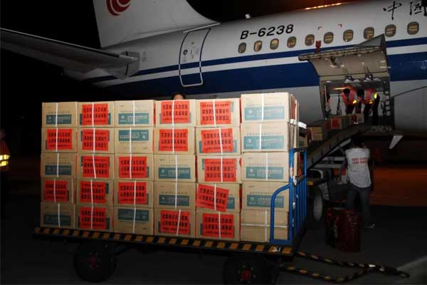 汶川地震时澳洲新浦金Aⅴ包机支援灾区